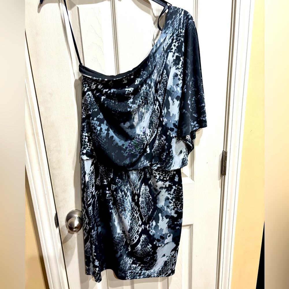 Enfocus Studio Animal Print one shoulder Dress, knee length Size 8